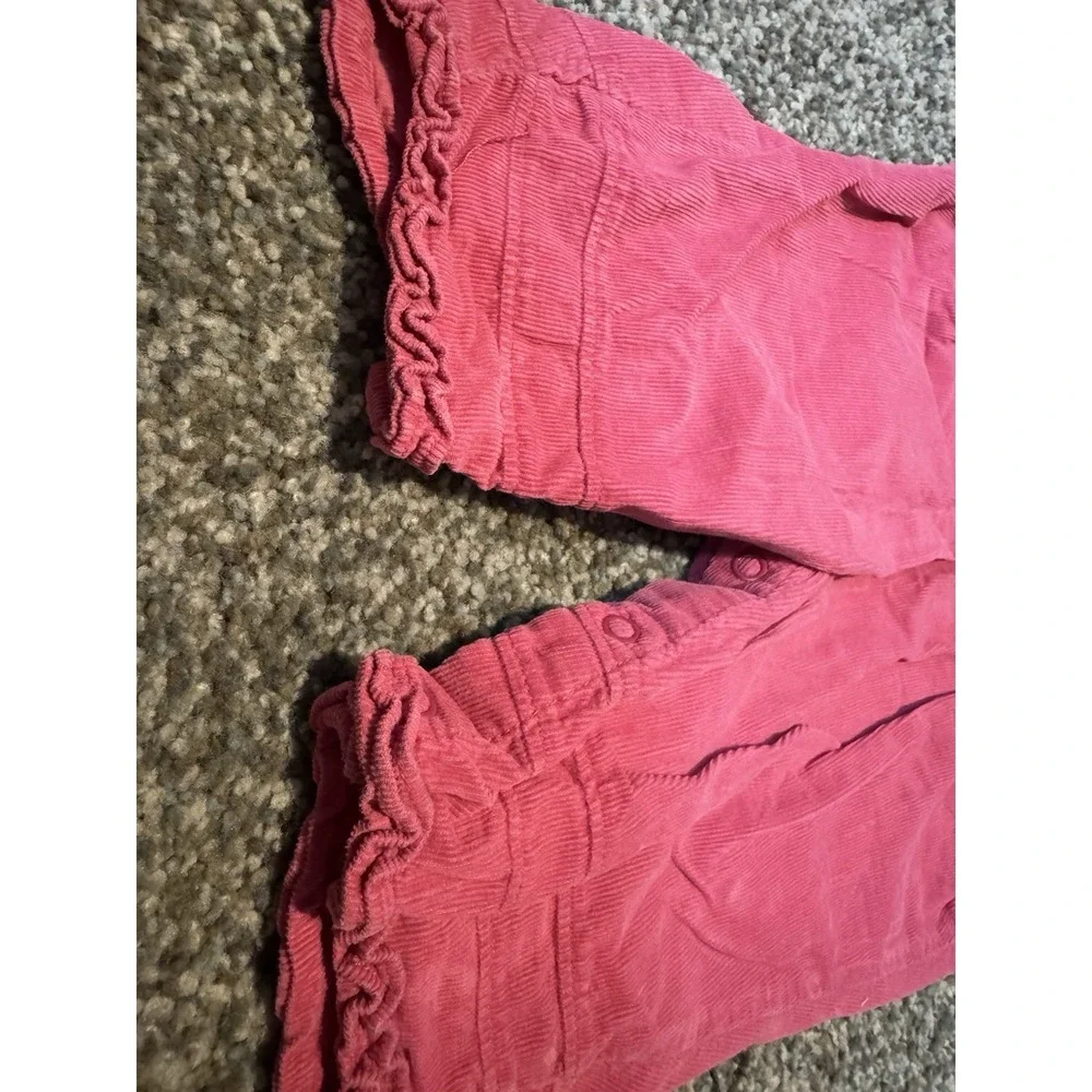 OshKosh Baby Girl Pink Corduroy Floral Embroidered Ruffle Overalls 3-6 Months